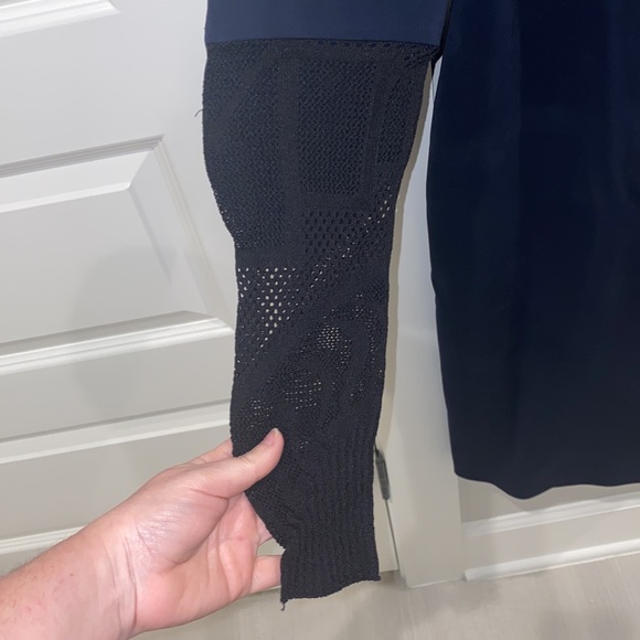 EUC Midi Philosophy Brand Fitted Midi Dress Size 6 Navy and Black - Picture 2 of 11